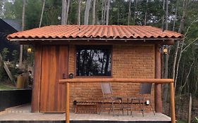 Cabana Fé Miguel Pereira Chalé Para Casal no Centro MP
